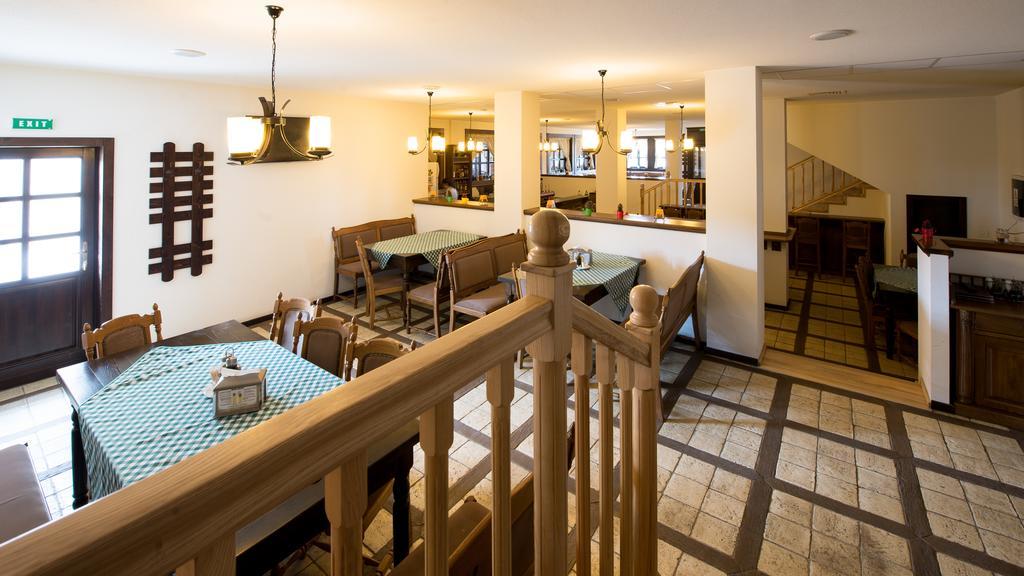 Hotel Castel Royal Mosnita Noua Eksteriør bilde